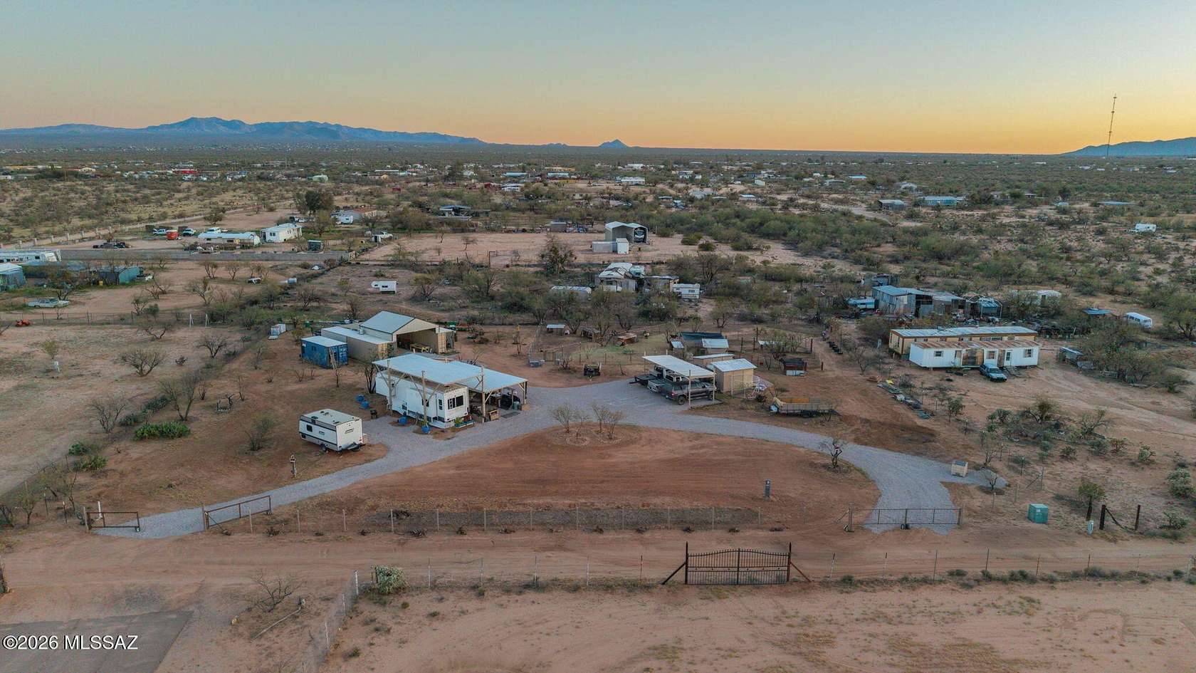 1.25 Acres of Land with Home for Sale in Tucson, Arizona