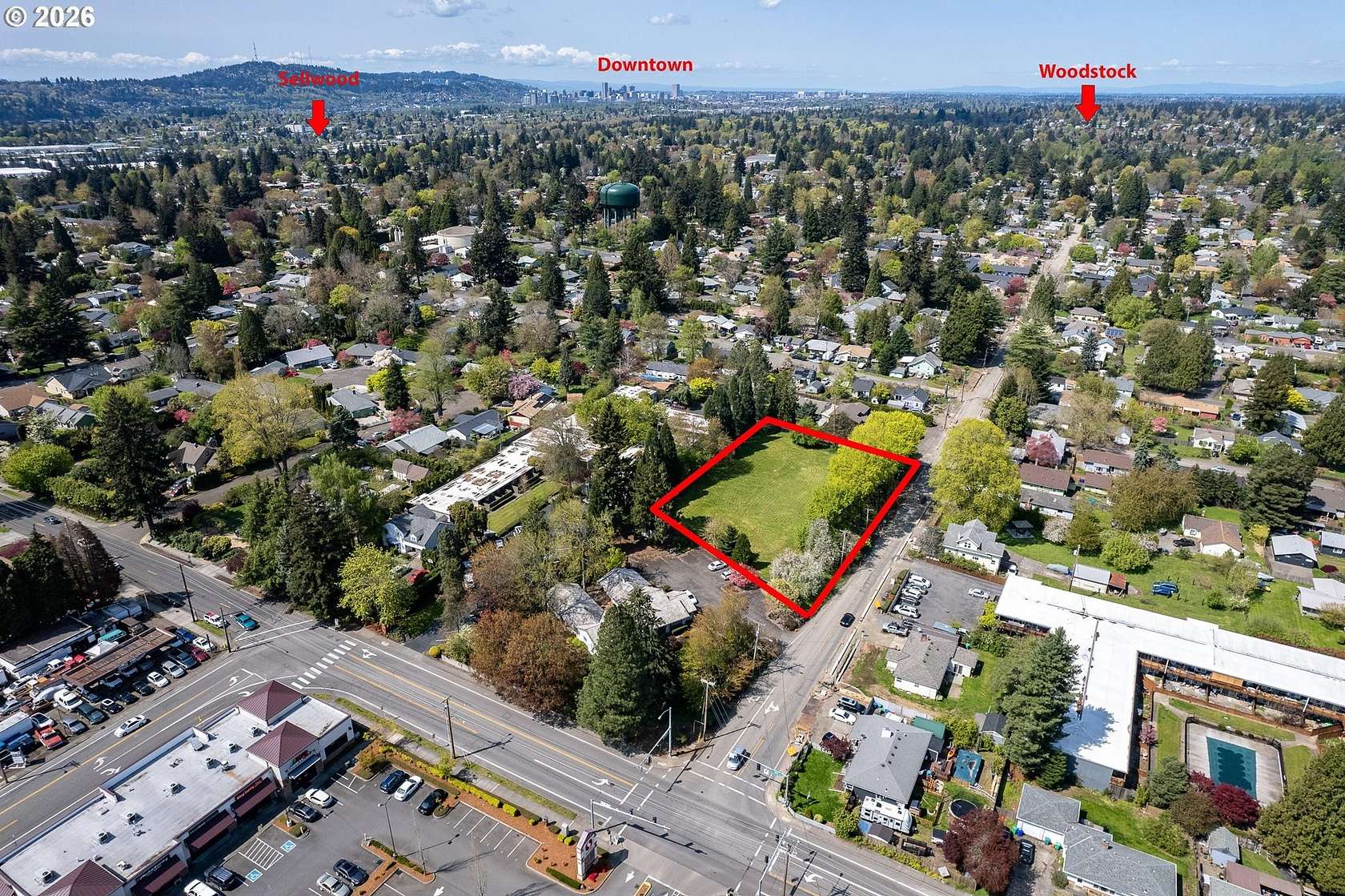 1 Acre of Residential Land for Sale in Milwaukie, Oregon