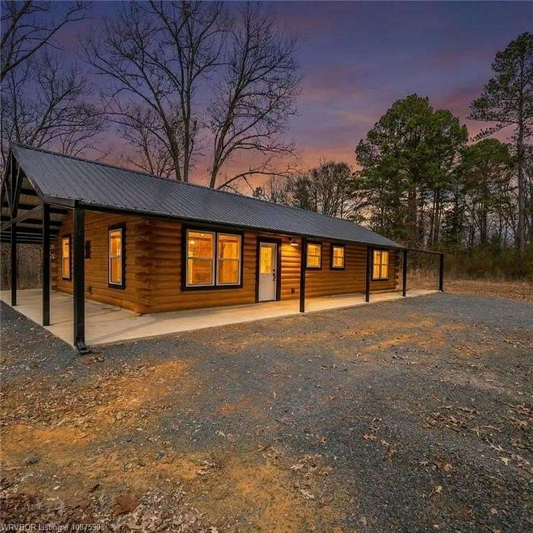 14 Acres of Recreational Land with Home for Sale in Smithville, Oklahoma