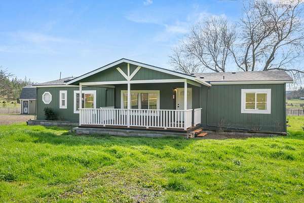 5 Acres of Land with Home for Sale in Eagle Point, Oregon