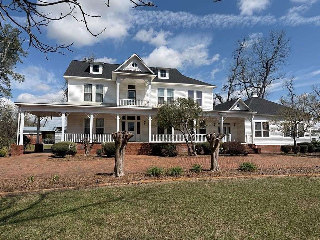 4.85 Acres of Land with Home for Sale in Donalsonville, Georgia