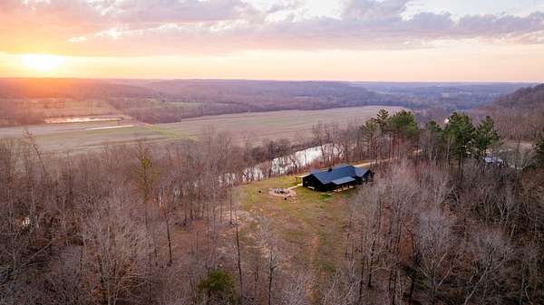 105 Acres of Recreational & Residential Land for Sale in Waverly, Tennessee