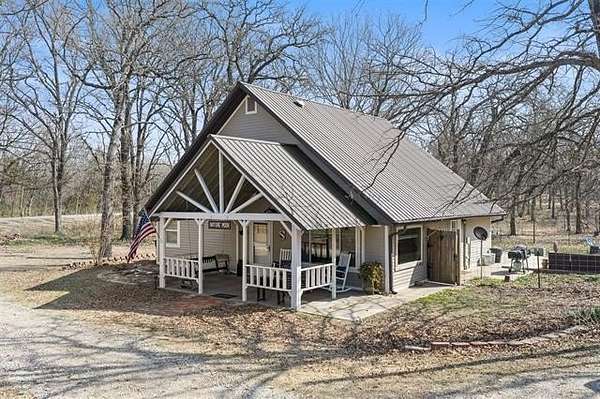 5 Acres of Land with Home for Sale in Ardmore, Oklahoma