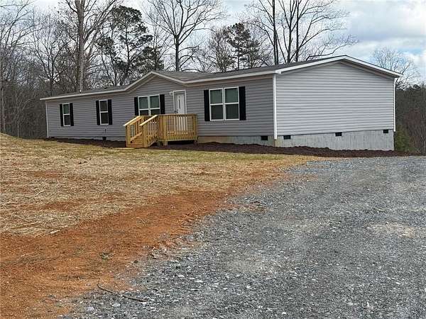3.2 Acres of Land with Home for Sale in Ellijay, Georgia