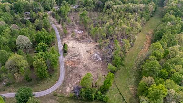 8.36 Acres of Residential Land for Sale in Leoma, Tennessee