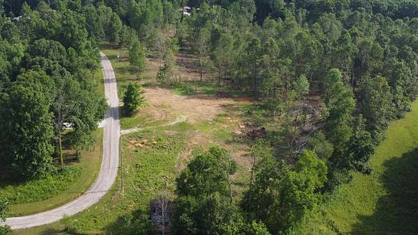 8.36 Acres of Residential Land for Sale in Leoma, Tennessee