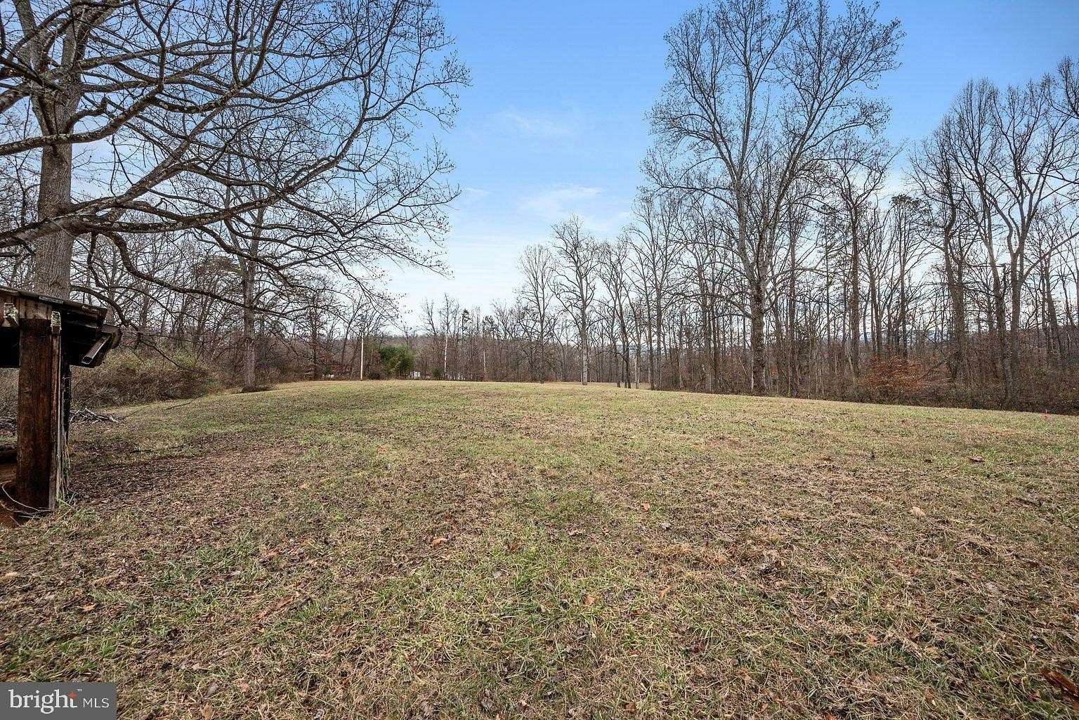 5 Acres of Land for Sale in Bluemont, Virginia