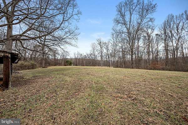 5 Acres of Land for Sale in Bluemont, Virginia