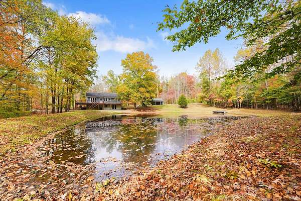 2.5 Acres of Land with Home for Sale in Morgantown, Indiana