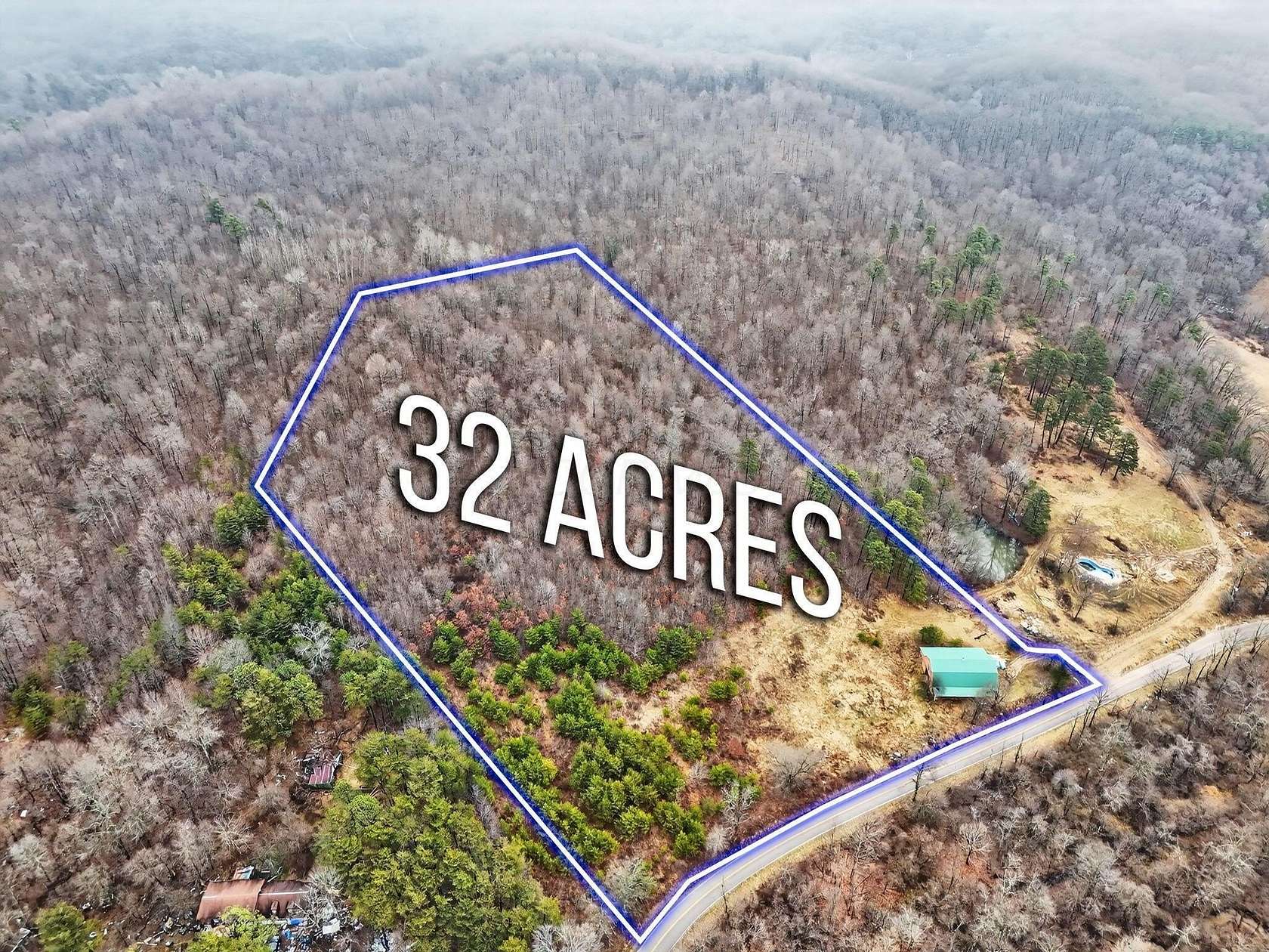 32 Acres of Recreational & Residential Land for Sale in Rockbridge, Ohio