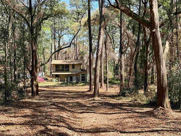 8.24 Acres of Land with Home for Sale in Tallahassee, Florida