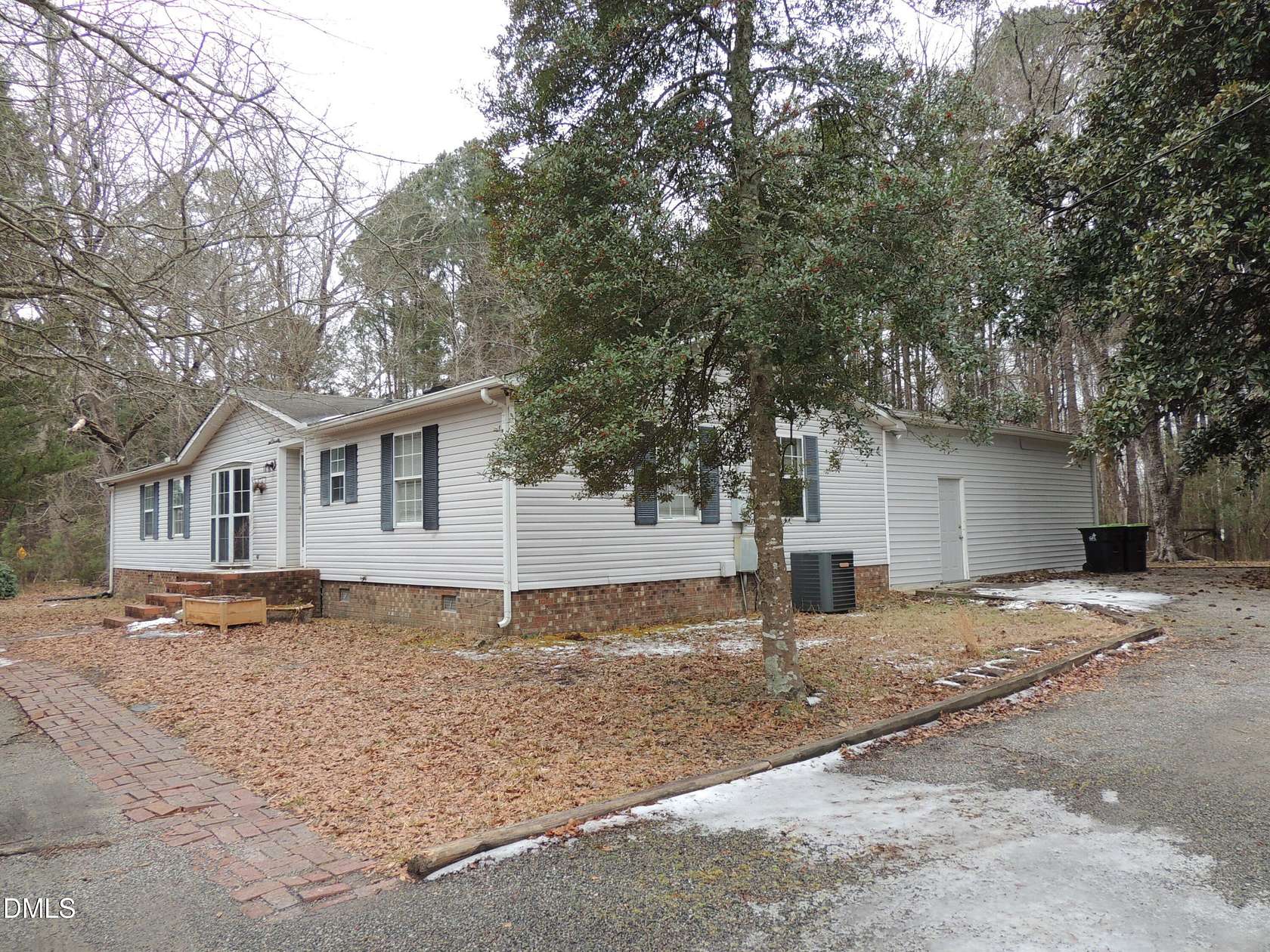 5 Acres of Land with Home for Lease in Apex, North Carolina