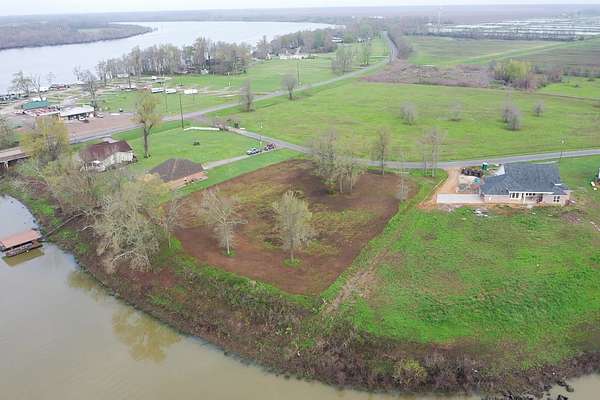 1.55 Acres of Residential Land for Sale in Jonesville, Louisiana