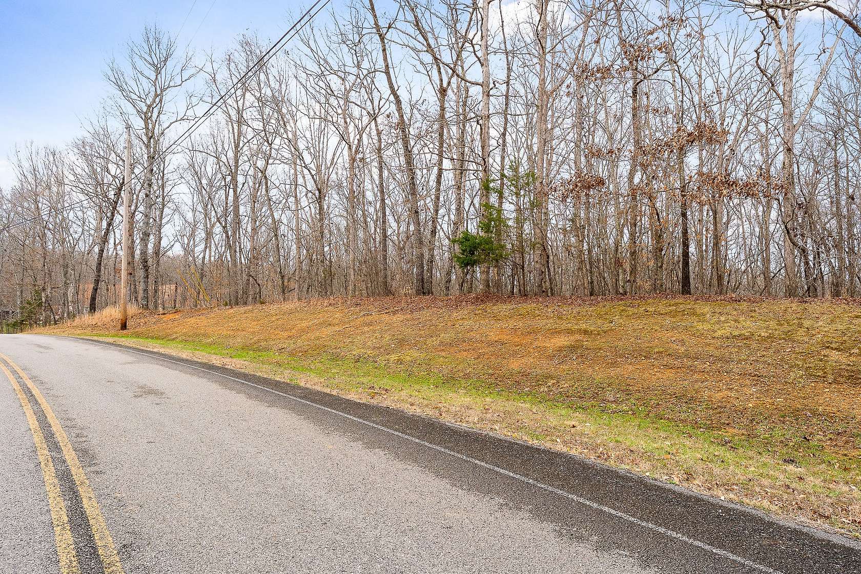 1.68 Acres of Residential Land for Sale in Sparta, Tennessee