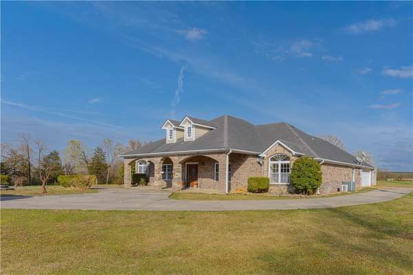 3.5 Acres of Land with Home for Sale in Van Buren, Arkansas