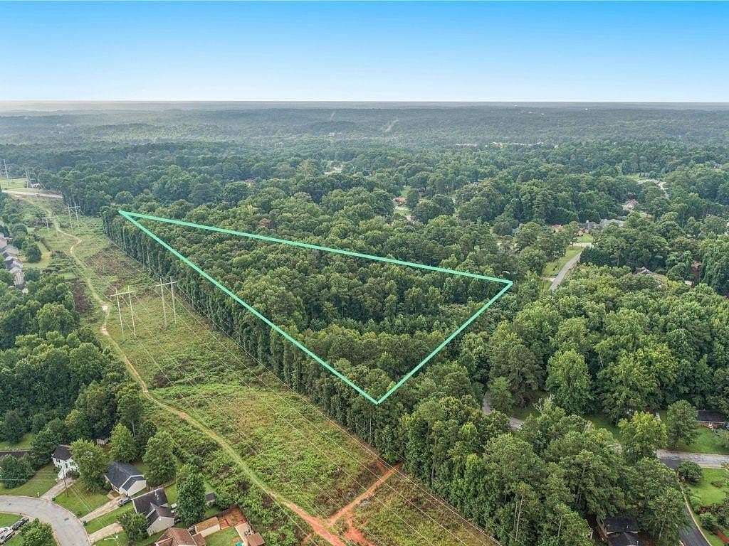 9 Acres of Residential Land for Sale in Ellenwood, Georgia