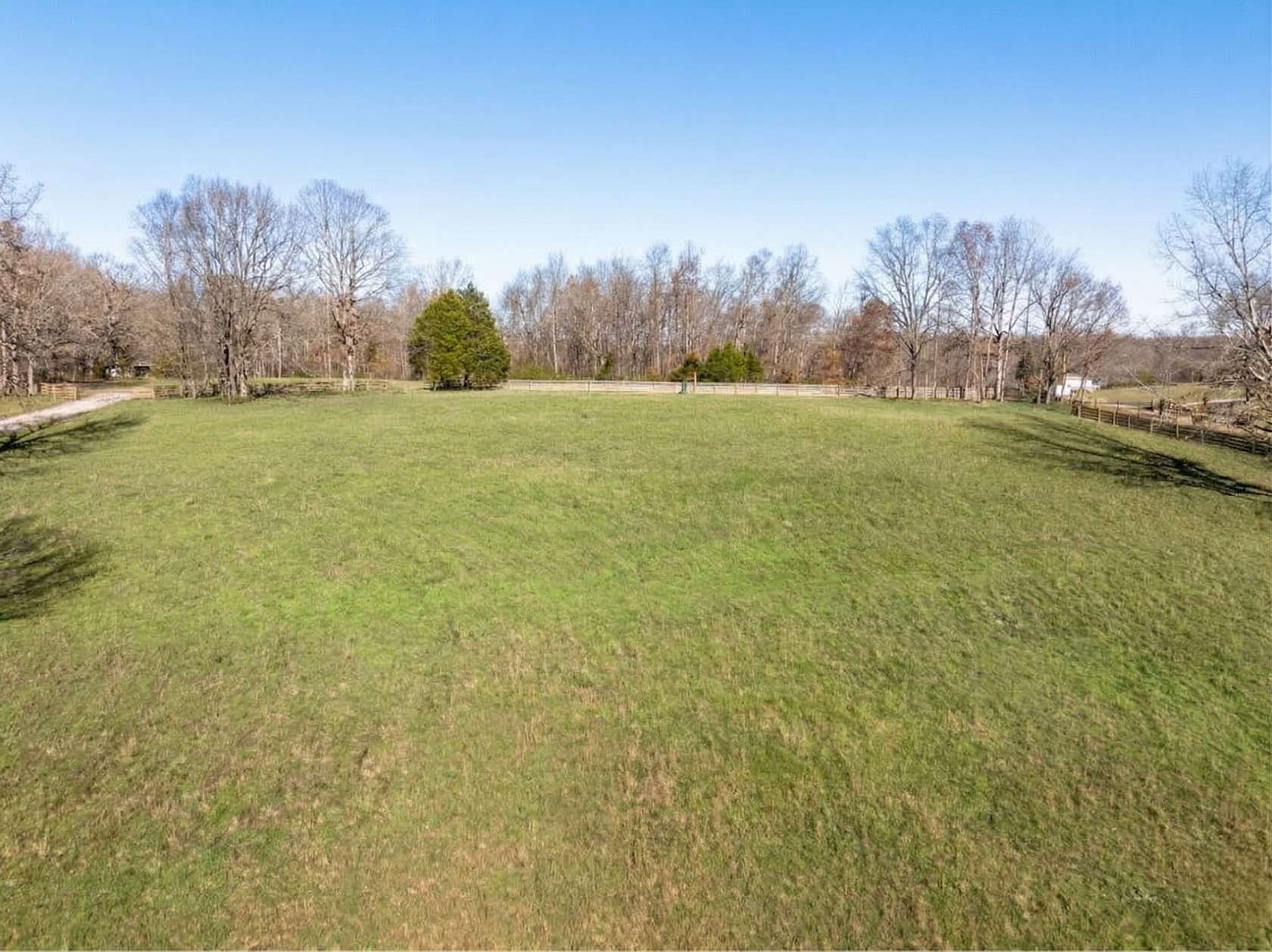 7.4 Acres of Land for Sale in Dickson, Tennessee