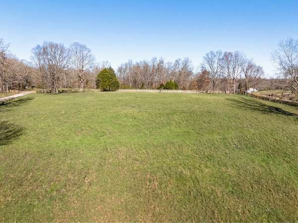 7.4 Acres of Land for Sale in Dickson, Tennessee