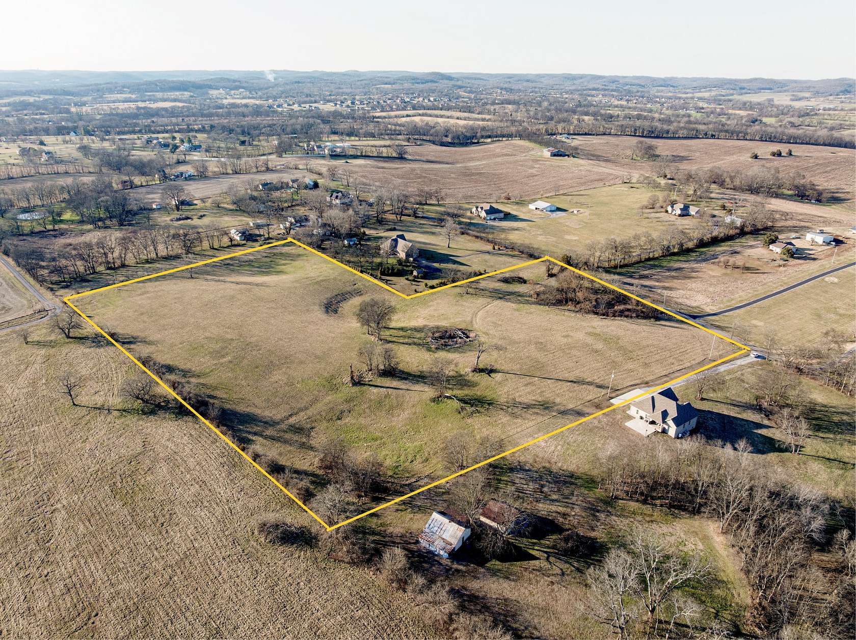 10.9 Acres of Land for Sale in Gallatin, Tennessee