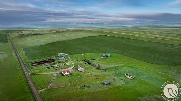 1,637 Acres of Recreational Land with Home for Sale in Rapelje, Montana