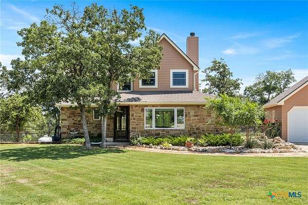 8 Acres of Land with Home for Sale in Salado, Texas