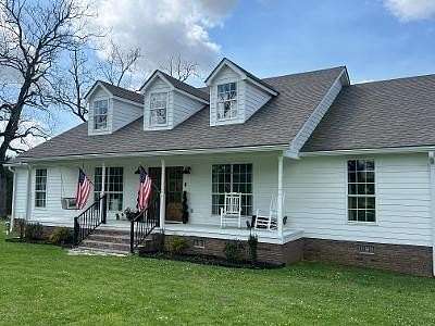 5 Acres of Land with Home for Sale in Luverne, Alabama