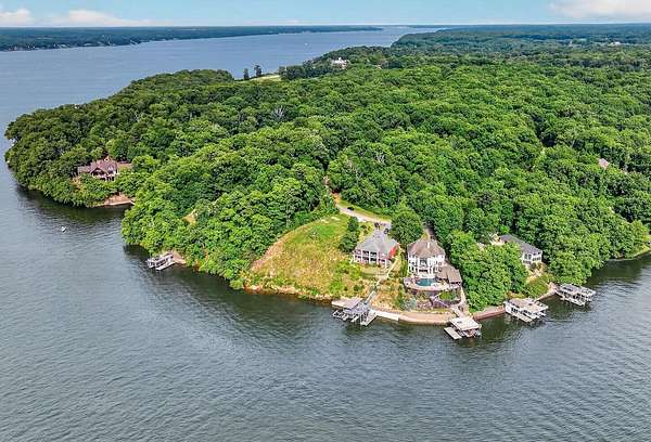 0.55 Acres of Residential Land for Sale in Muscle Shoals, Alabama