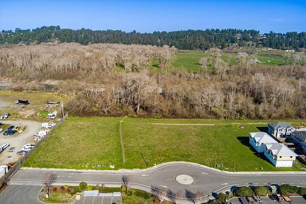 1.53 Acres of Commercial Land for Sale in Arcata, California
