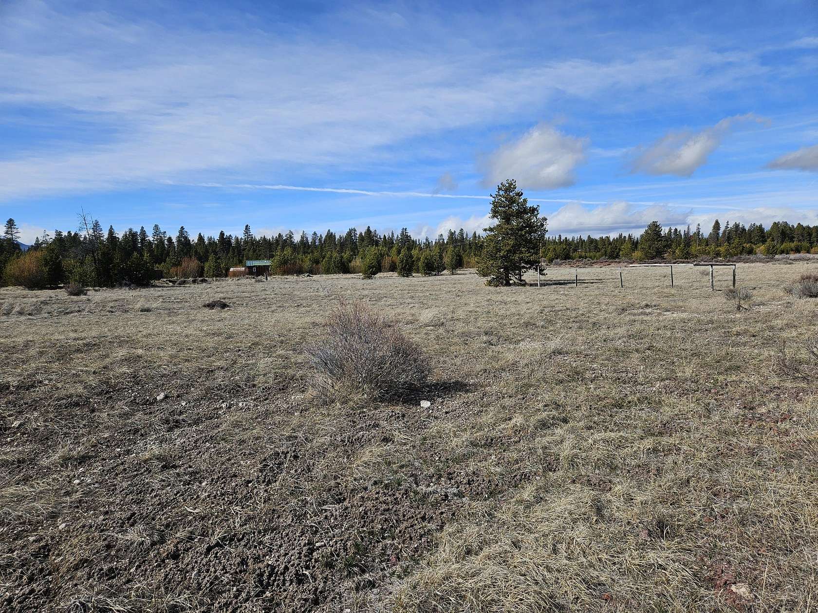 1 Acre of Residential Land for Sale in Chiloquin, Oregon
