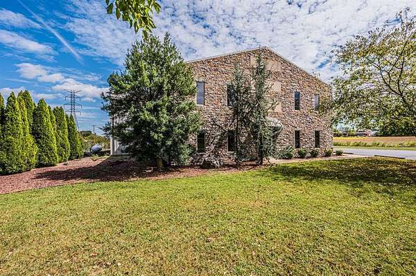 2 Acres of Commercial Land for Sale in Bowling Green, Kentucky