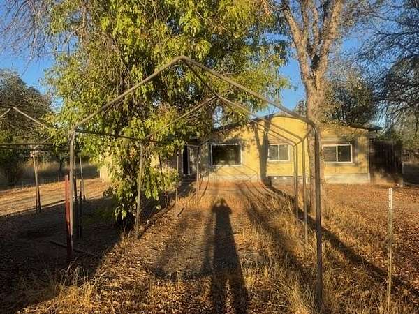 2.5 Acres of Land with Home for Sale in Anderson, California
