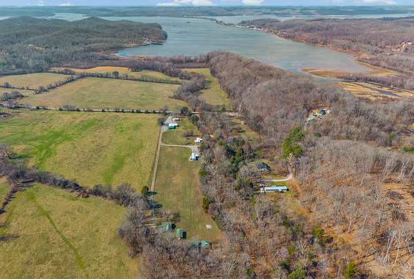 7.4 Acres of Improved Mixed-Use Land for Sale in Stewart, Tennessee
