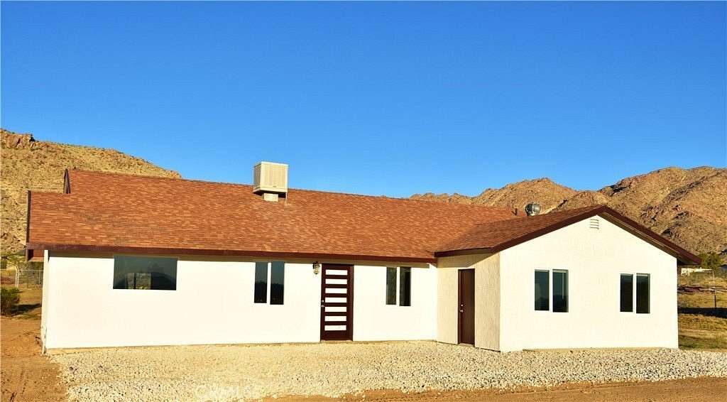 5 Acres of Land with Home for Sale in Joshua Tree, California