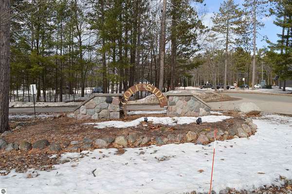 1.18 Acres of Residential Land for Sale in Kalkaska, Michigan