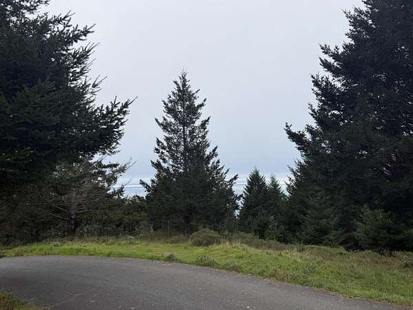 0.13 Acres of Residential Land for Sale in Shelter Cove, California