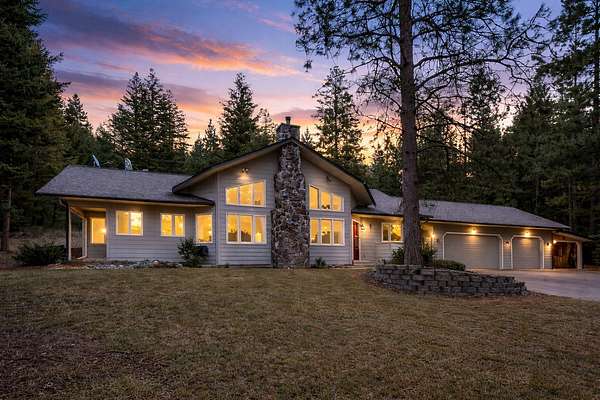 15.4 Acres of Land with Home for Sale in Bonner, Montana