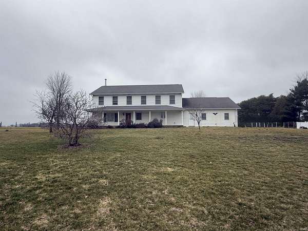 10 Acres of Land with Home for Sale in Shipshewana, Indiana