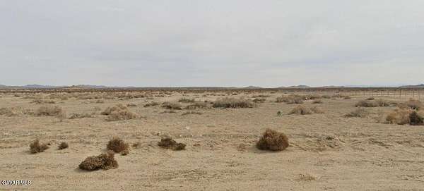 10.3 Acres of Land for Sale in Palmdale, California