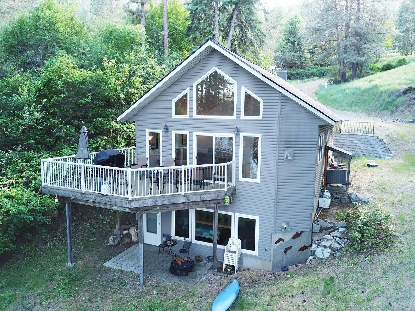 2 Acres of Land with Home for Sale in Kettle Falls, Washington