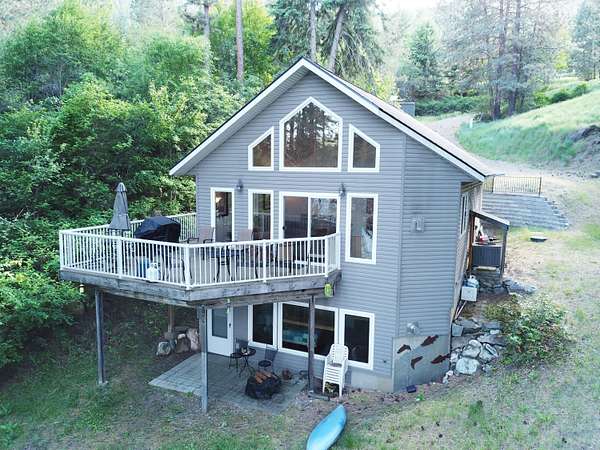 2 Acres of Land with Home for Sale in Kettle Falls, Washington