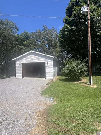 0.57 Acres of Residential Land for Sale in Cadiz, Kentucky