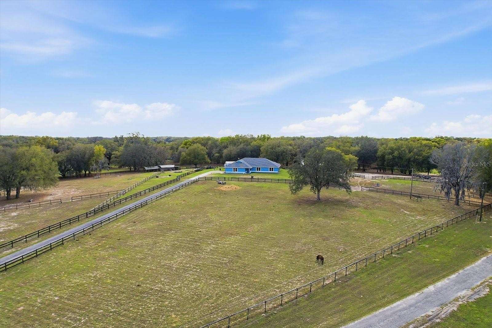15 Acres of Land with Home for Sale in Dunnellon, Florida
