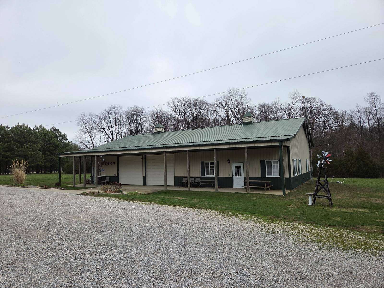 40 Acres of Land with Home for Sale in Olney, Illinois