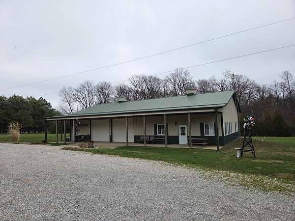 40 Acres of Land with Home for Sale in Olney, Illinois