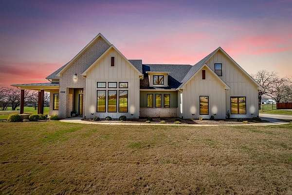 2 Acres of Land with Home for Sale in Weatherford, Texas