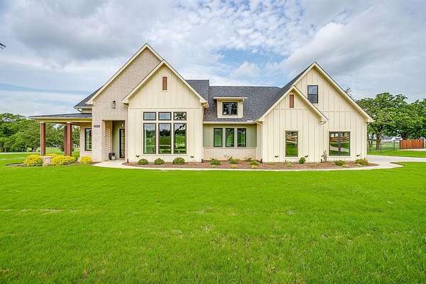 2 Acres of Land with Home for Sale in Weatherford, Texas