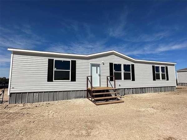 4 Acres of Land with Home for Lease in Stephenville, Texas