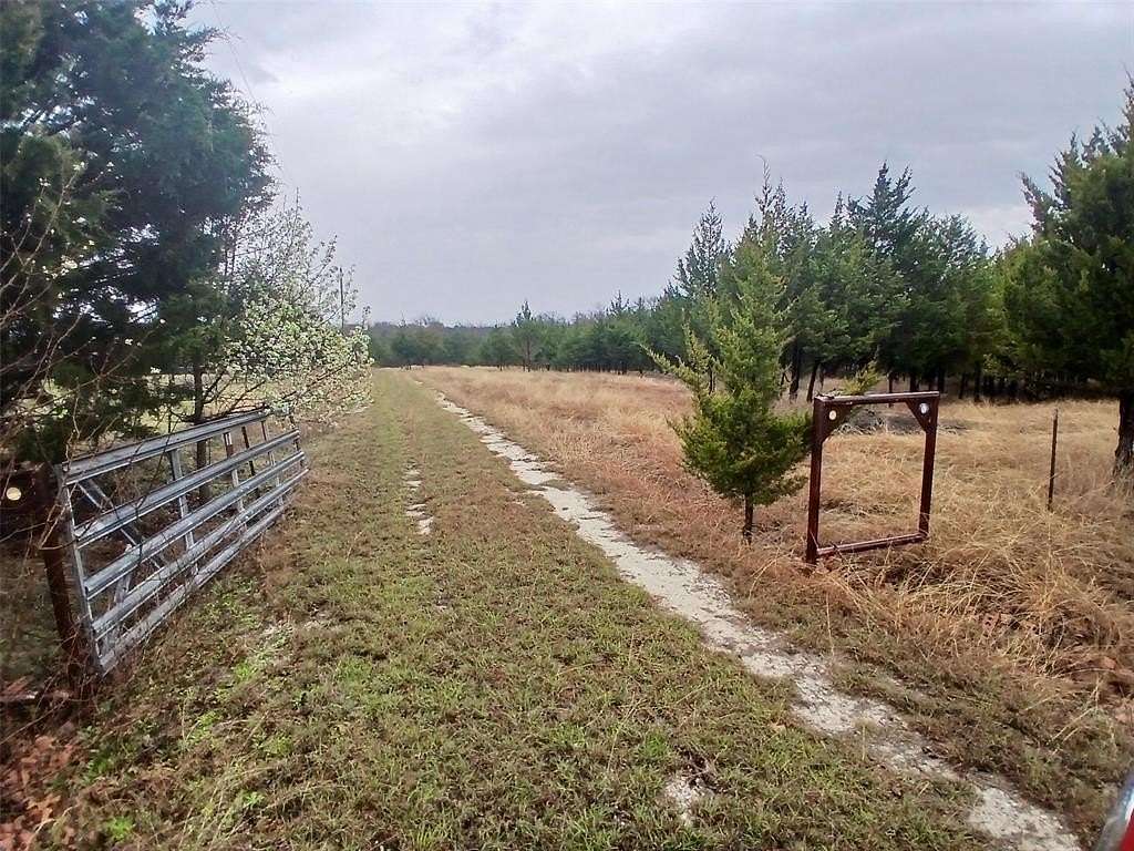 13.7 Acres of Land for Sale in Princeton, Texas