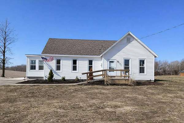 0.97 Acres of Land with Home for Sale in White Hall, Illinois