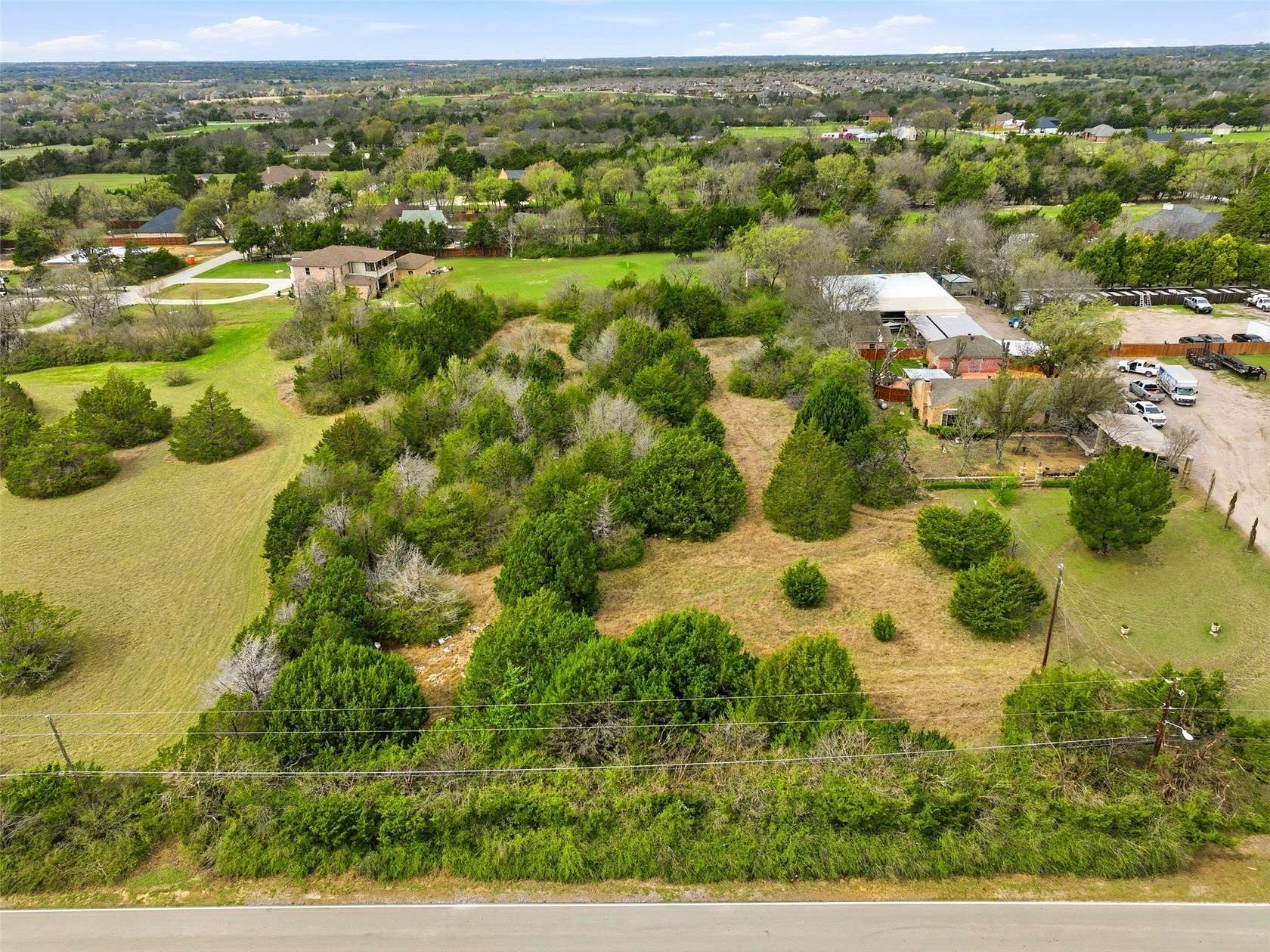 0.92 Acres of Residential Land for Sale in DeSoto, Texas